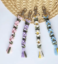 Load image into Gallery viewer, Macrame Daisy Keychains | Accessories
